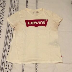 Levi's Off-White Tee with Red Logo
